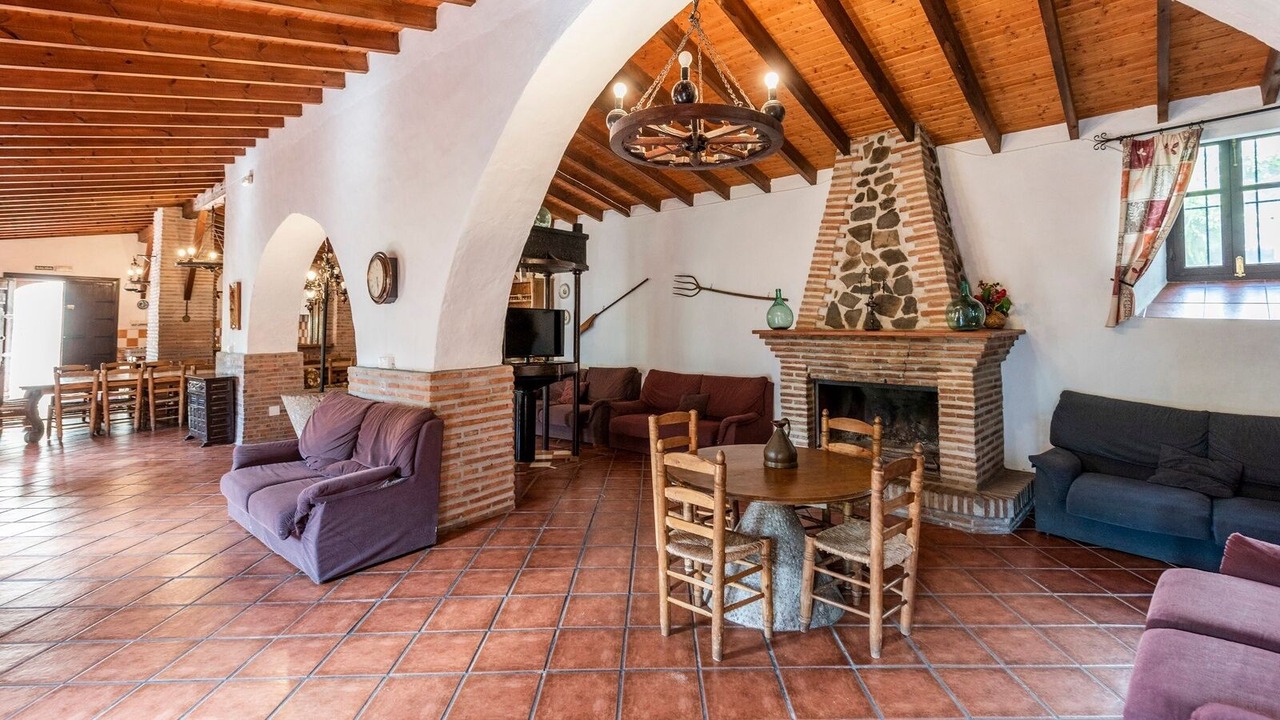 Photo of Livingroom in Sayalonga