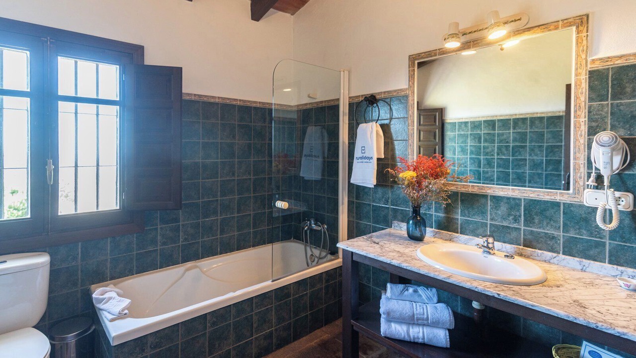 Photo of Bathroom in La Joya