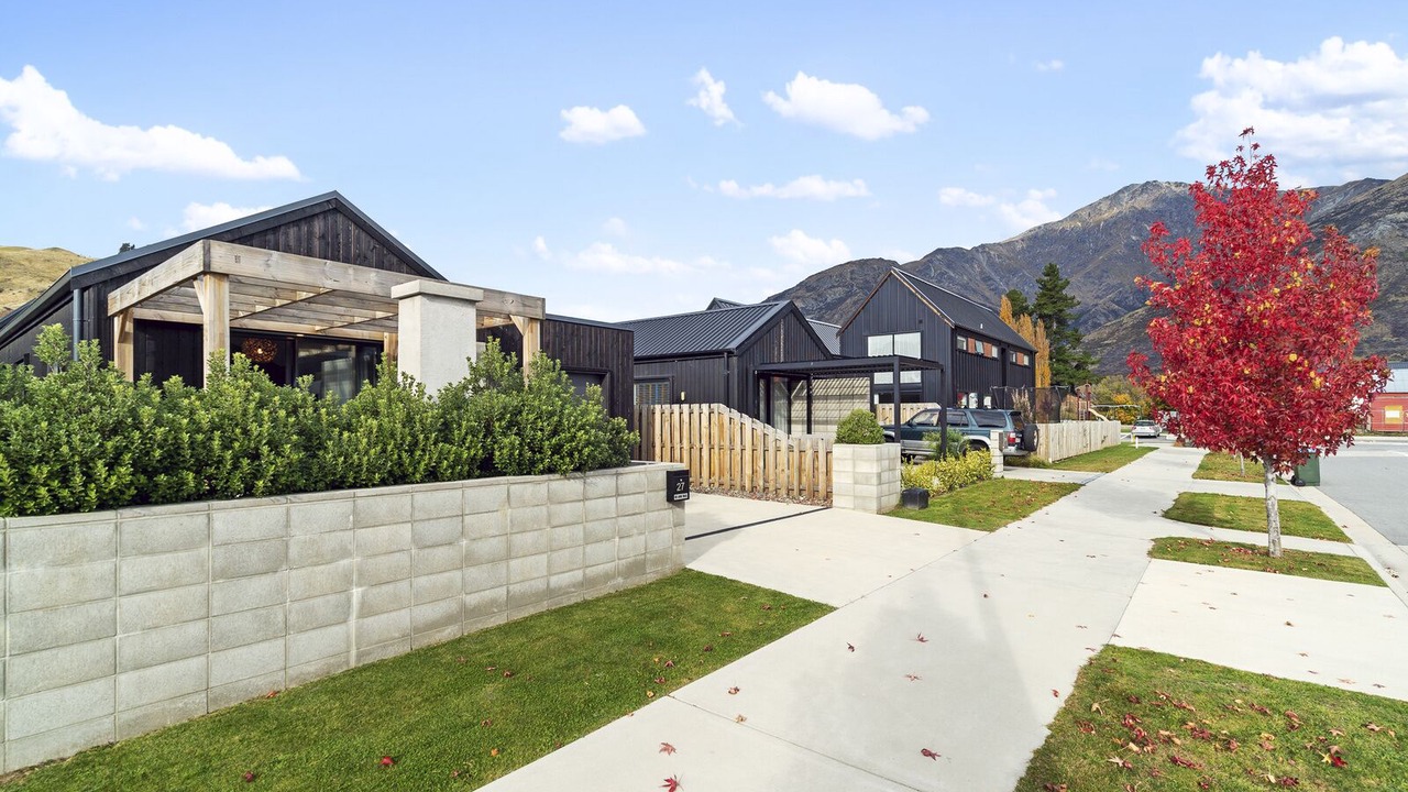Photo of Outdoor in Lake Hayes