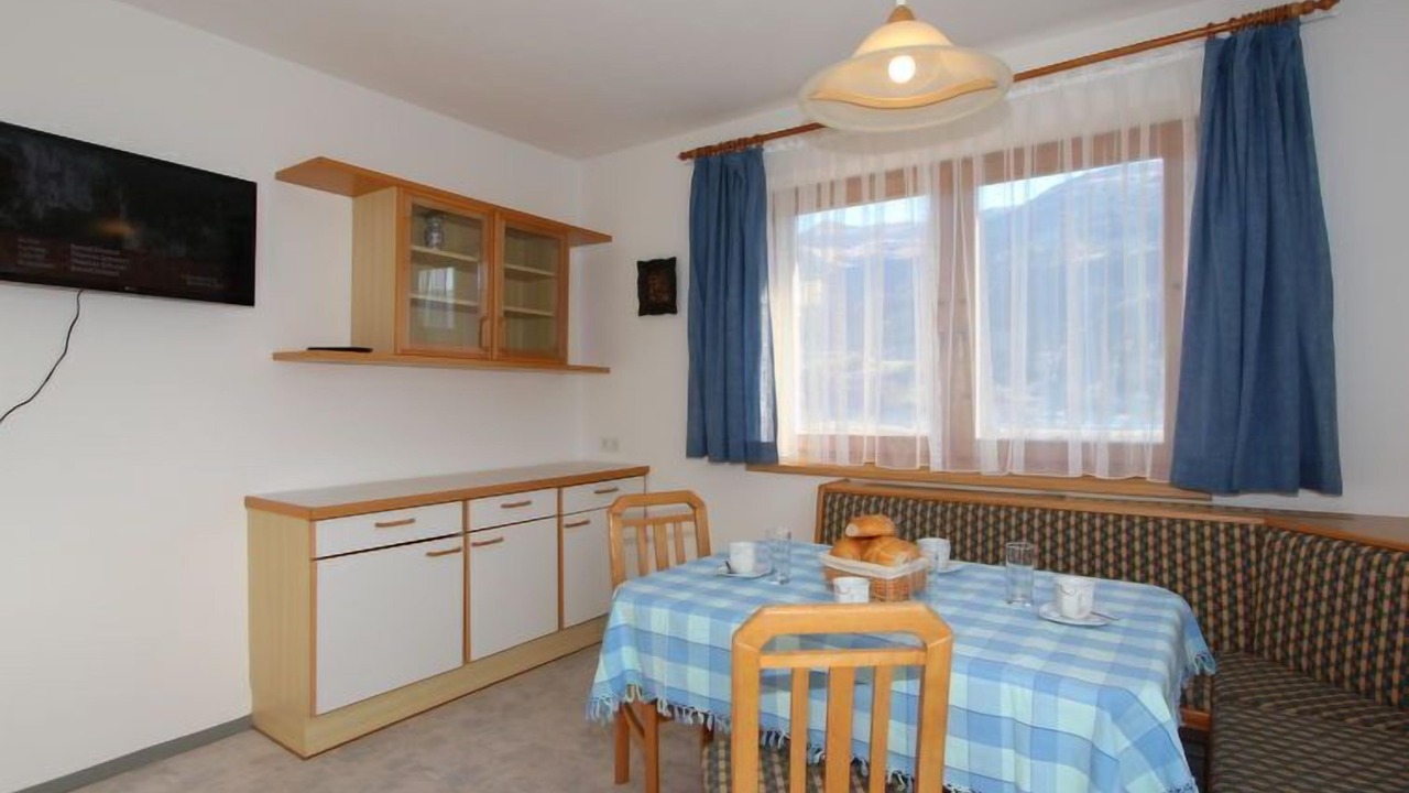 Photo of Bedroom in Kapfing