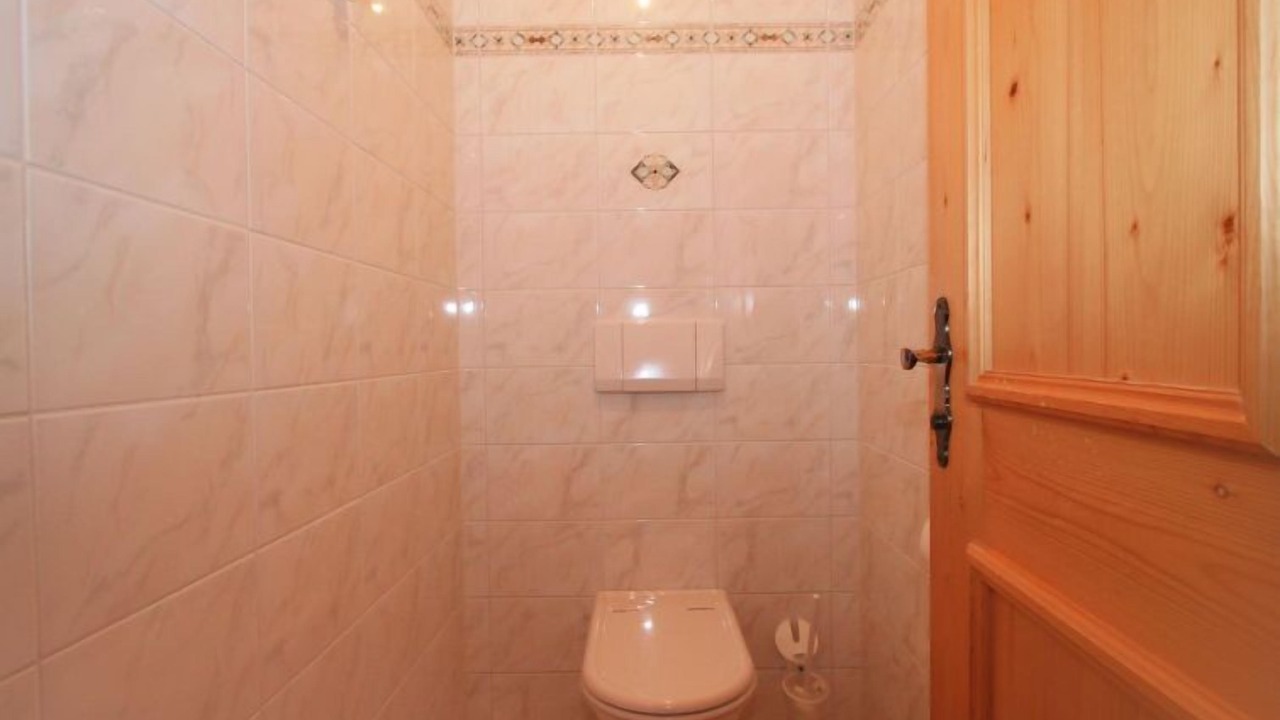 Photo of Bathroom in Kapfing