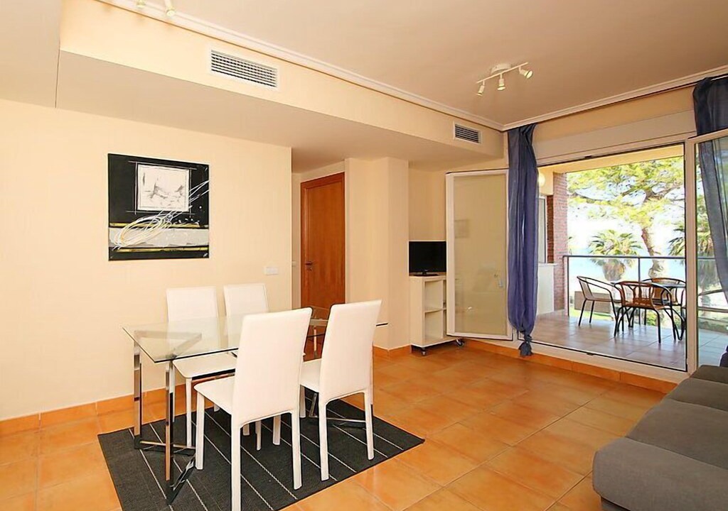 Photo of Livingroom in Almadrava Beach