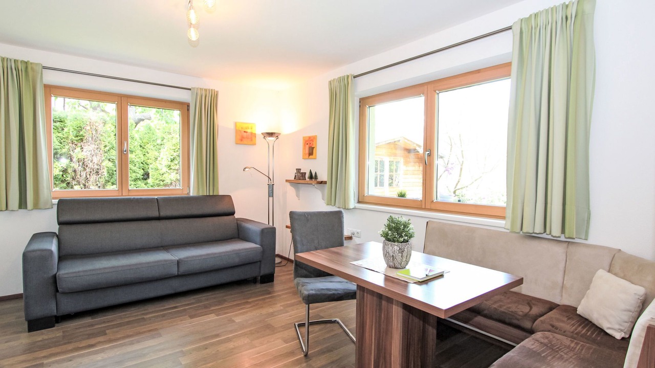 Photo of Livingroom in Kapfing