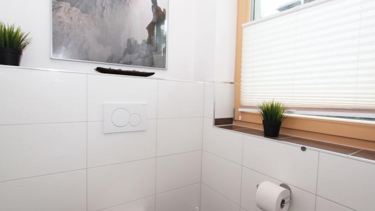 Photo of Bathroom in Kapfing