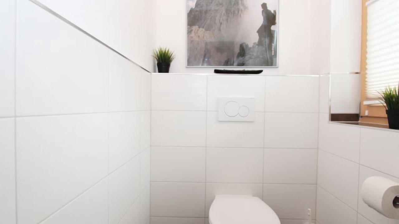 Photo of Bathroom in Kapfing