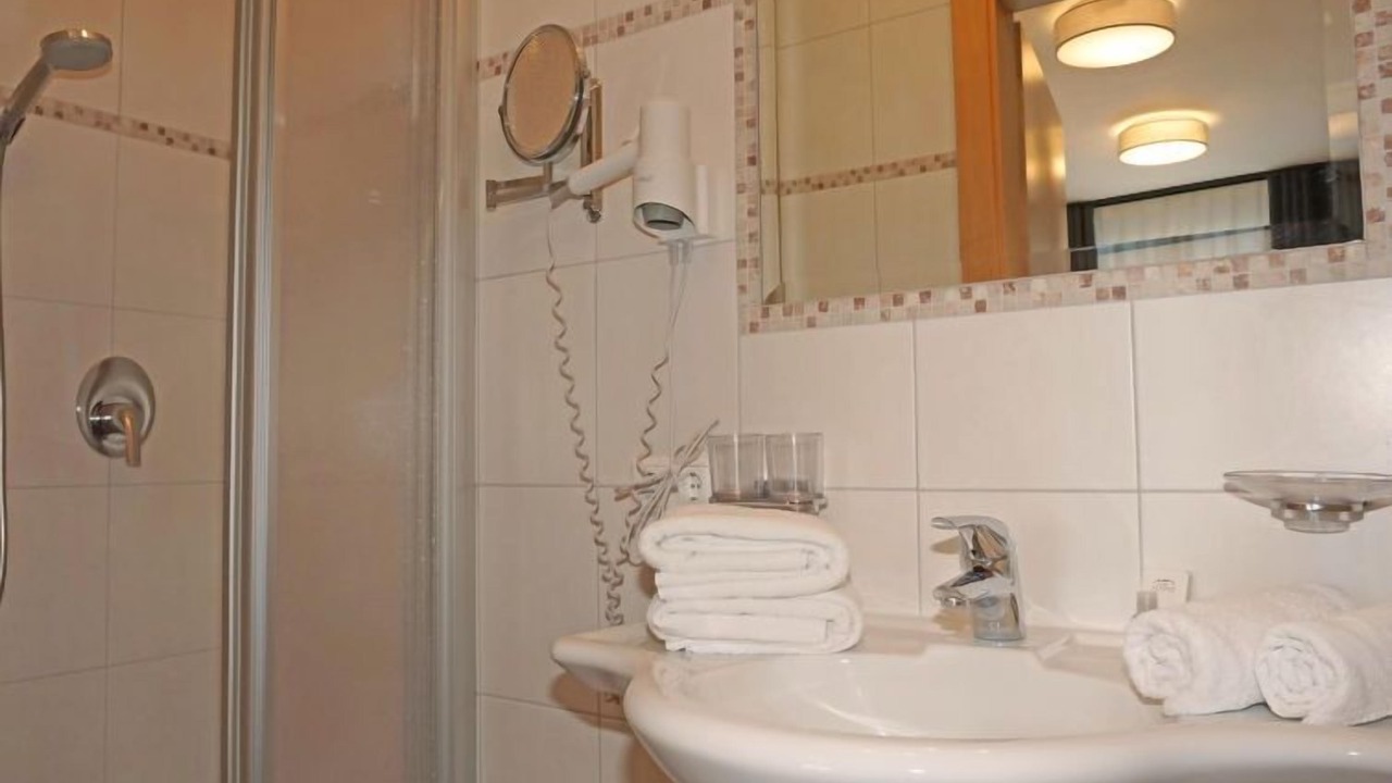 Photo of Bathroom in Ladis