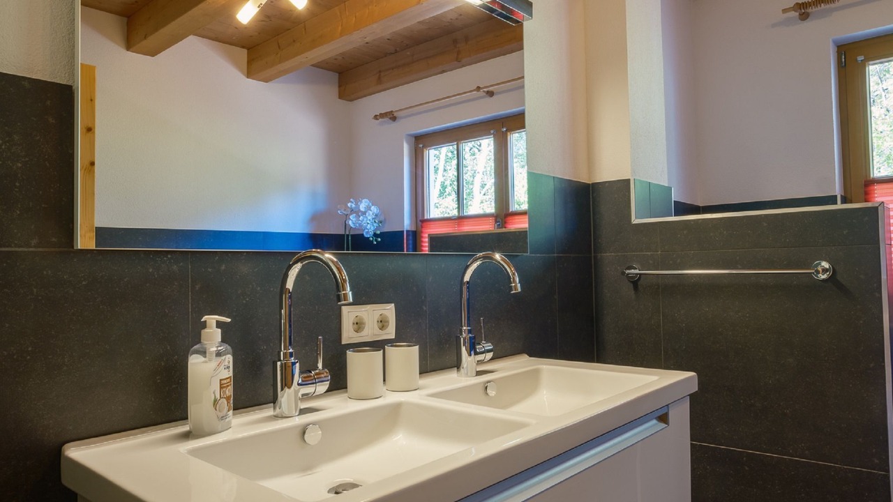 Photo of Bathroom in Umhausen