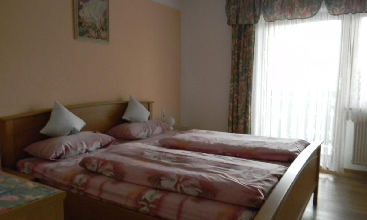 Photo of Bedroom in Bad Fuessing