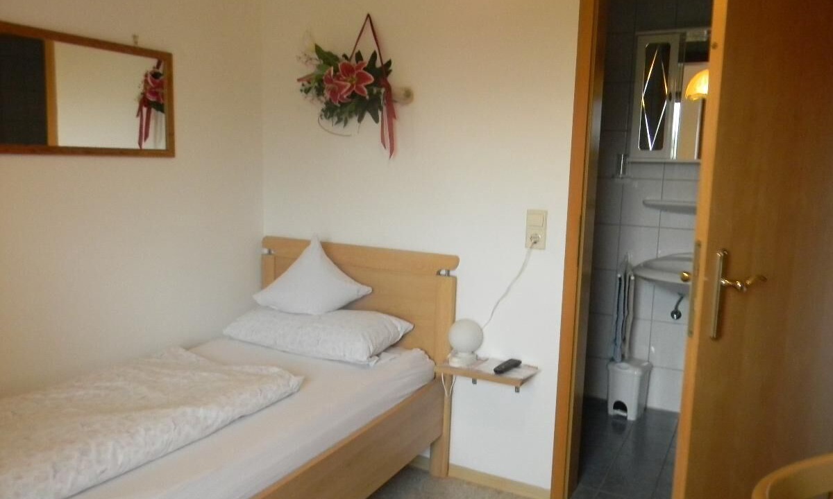 Photo of Bedroom in Bad Fuessing