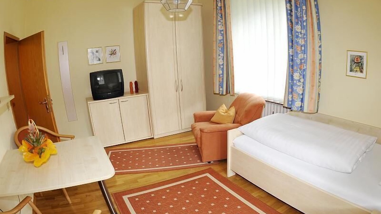 Photo of Bedroom in Bad Reichenhall