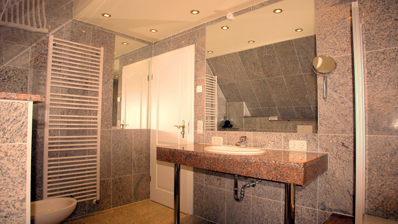 Photo of Bathroom in Gross Zicker