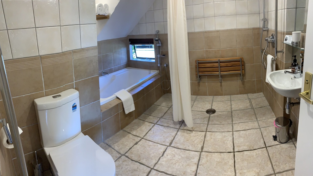 Photo of Bathroom in Lower Shotover