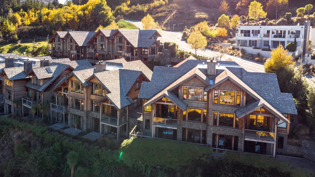 Photo of Patio Balcony in Queenstown City Centre