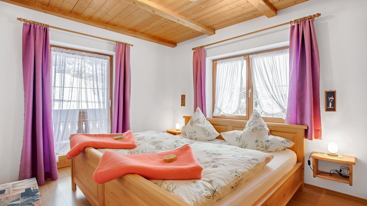 Photo of Bedroom in Untersalzberg II