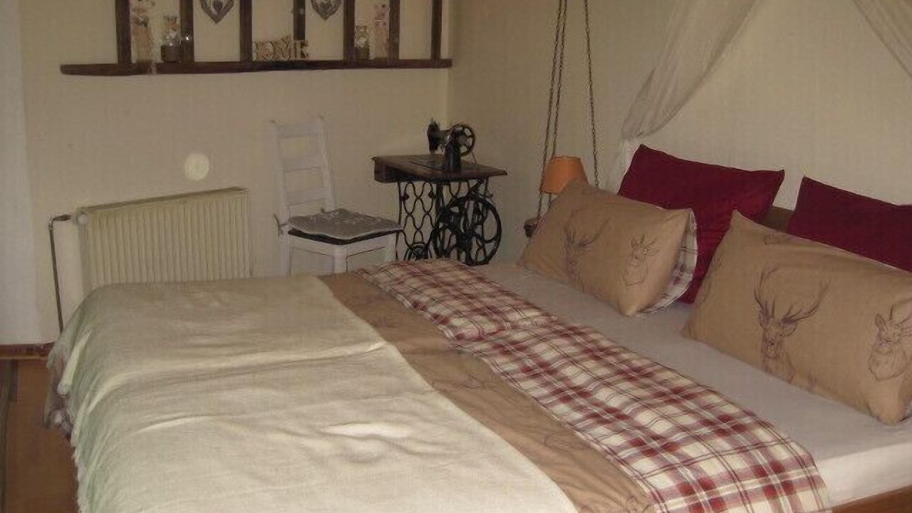 Photo of Bedroom in Roedental
