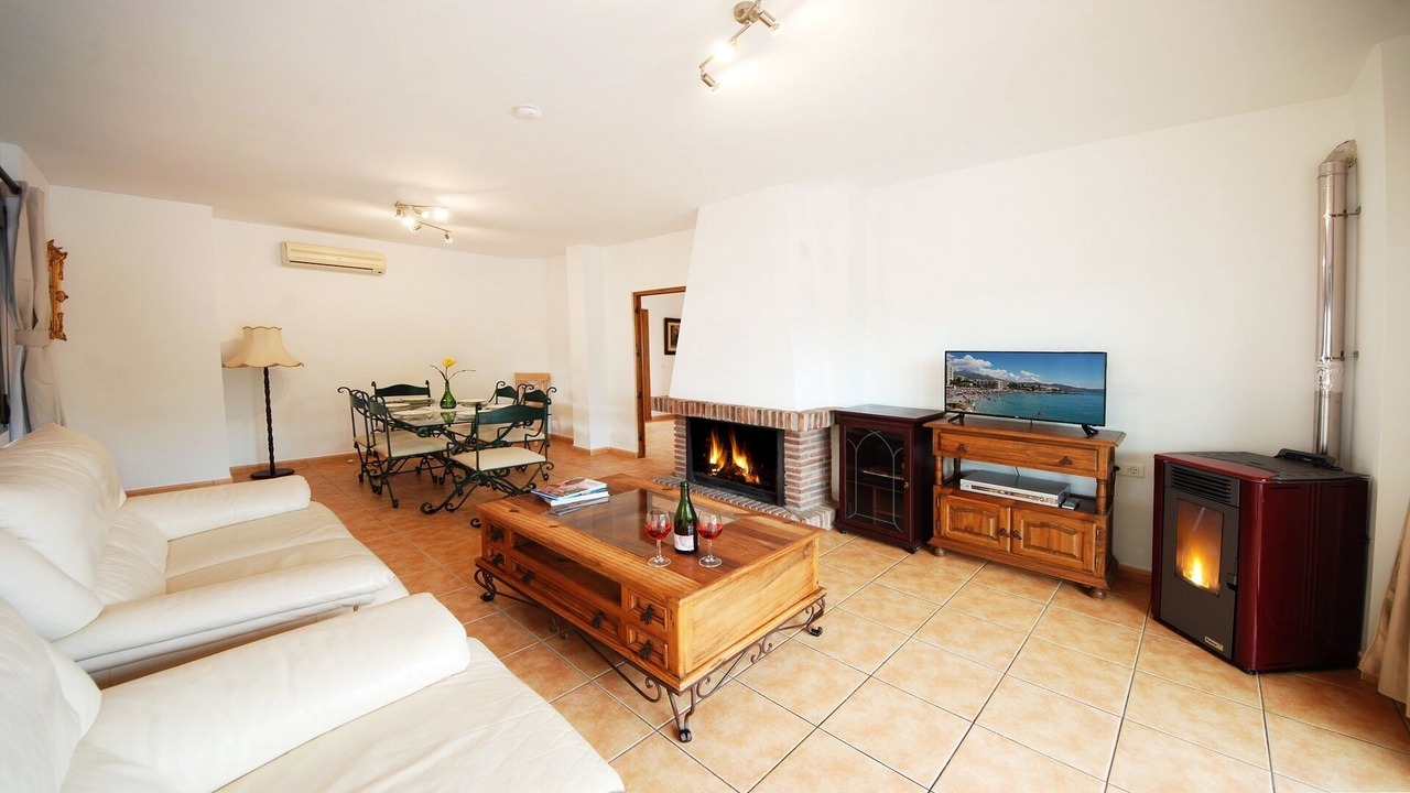 Photo of Livingroom in Comares