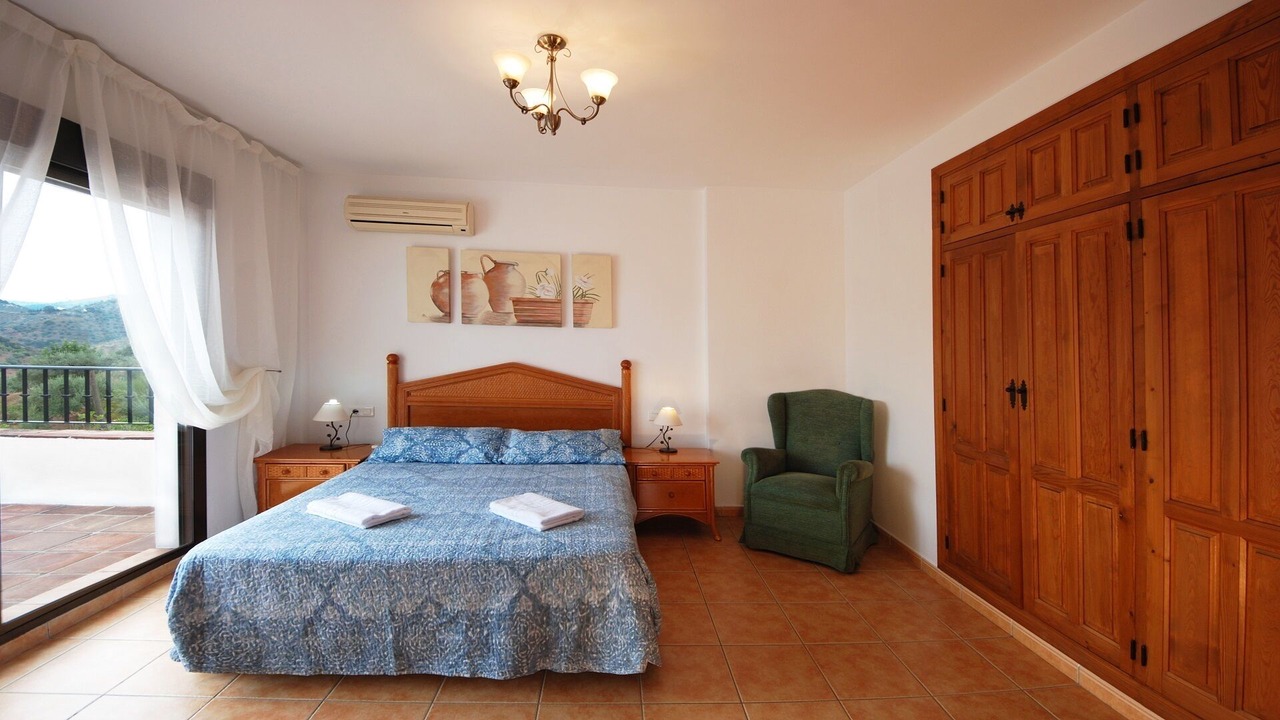 Photo of Bedroom in Comares