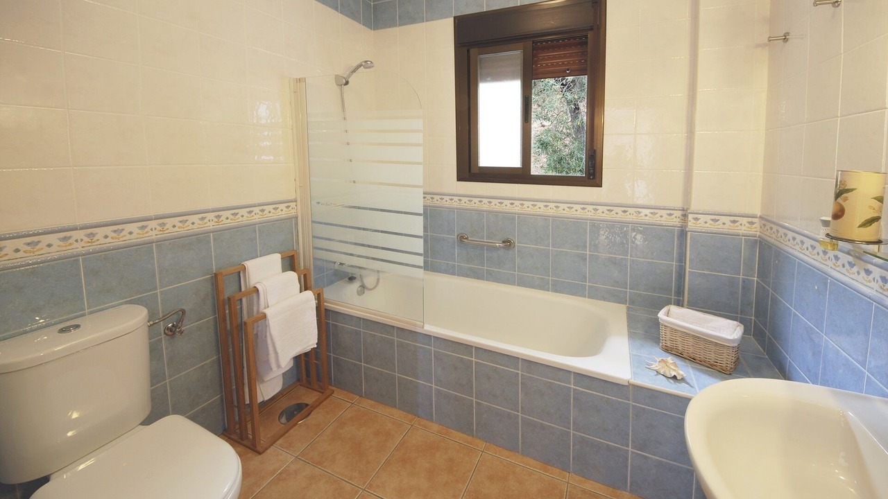 Photo of Bathroom in Comares