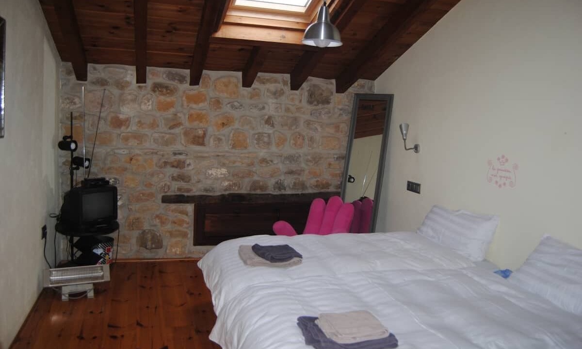 Photo of Bedroom in Villacarriedo