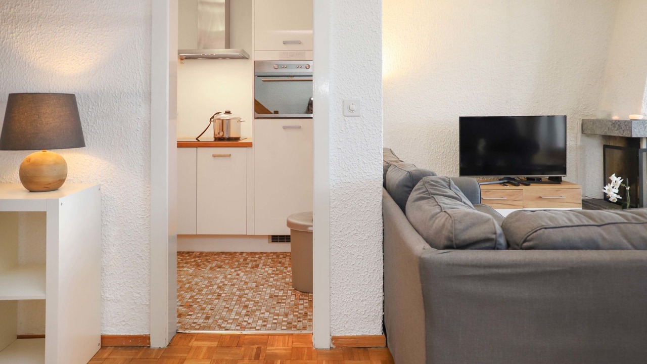 Photo of Livingroom in Lens