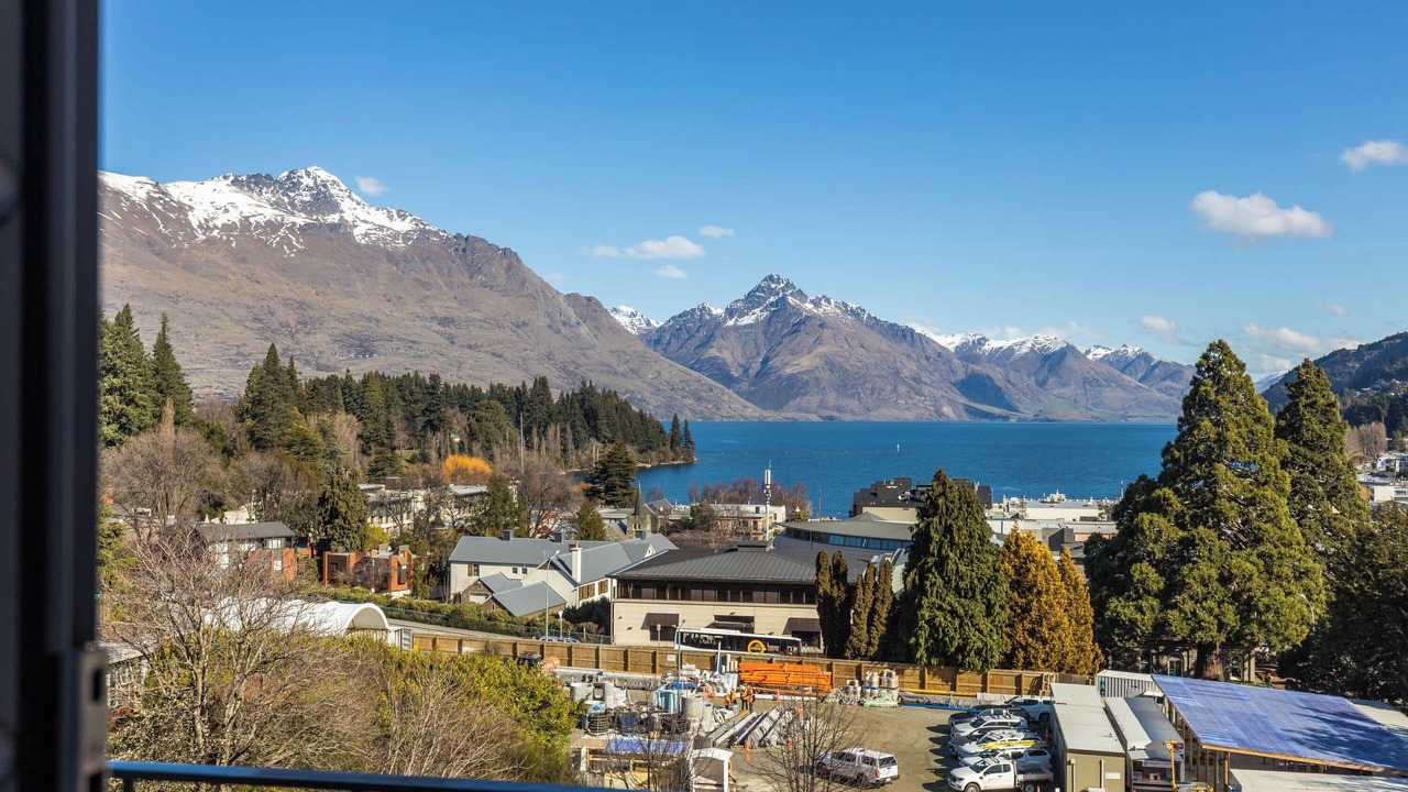 Photo of Others in Queenstown
