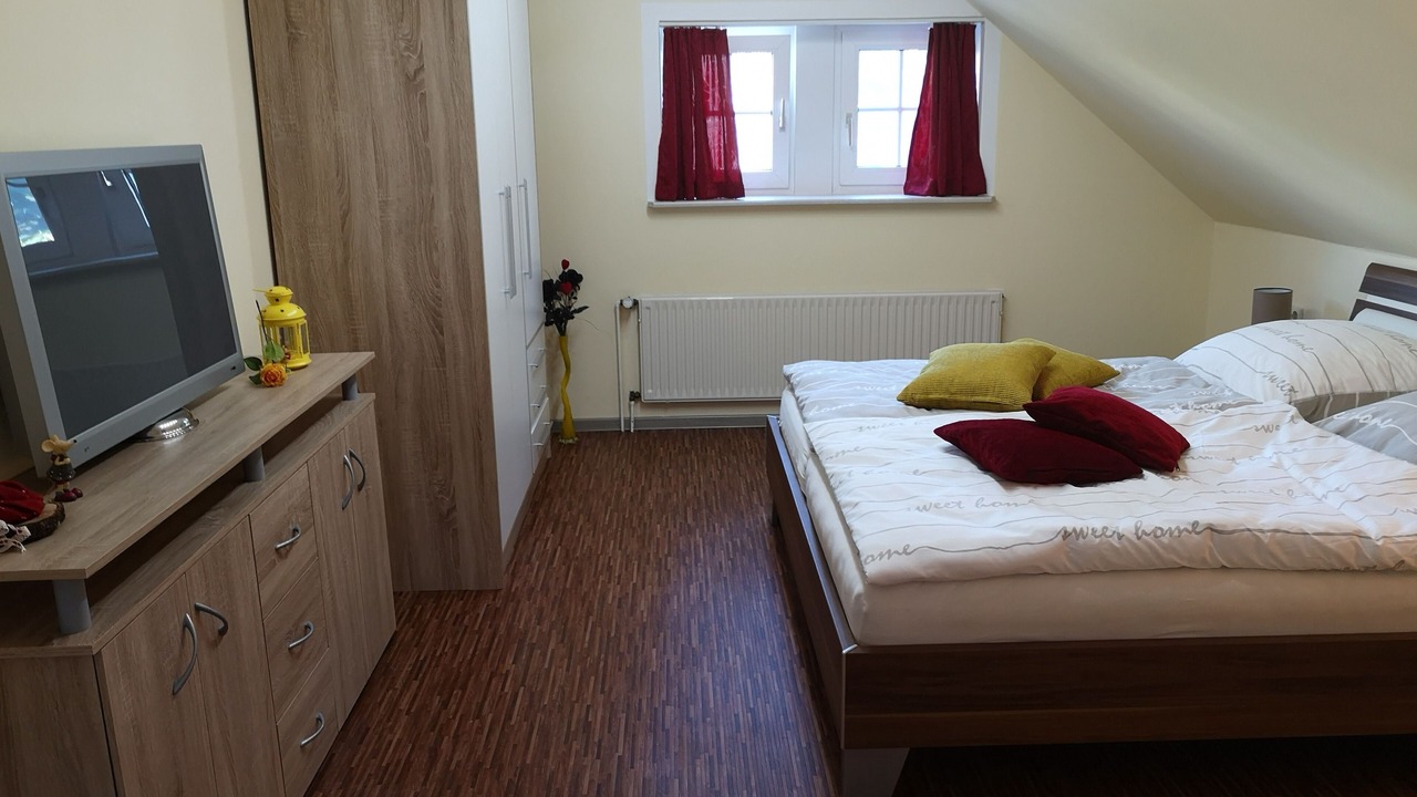 Photo of Bedroom in Leeden