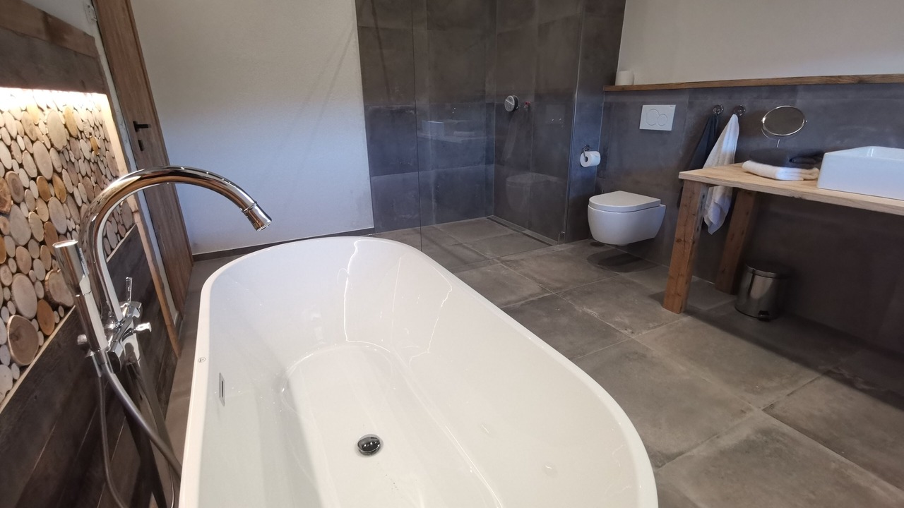 Photo of Bathroom in Missen-Wilhams
