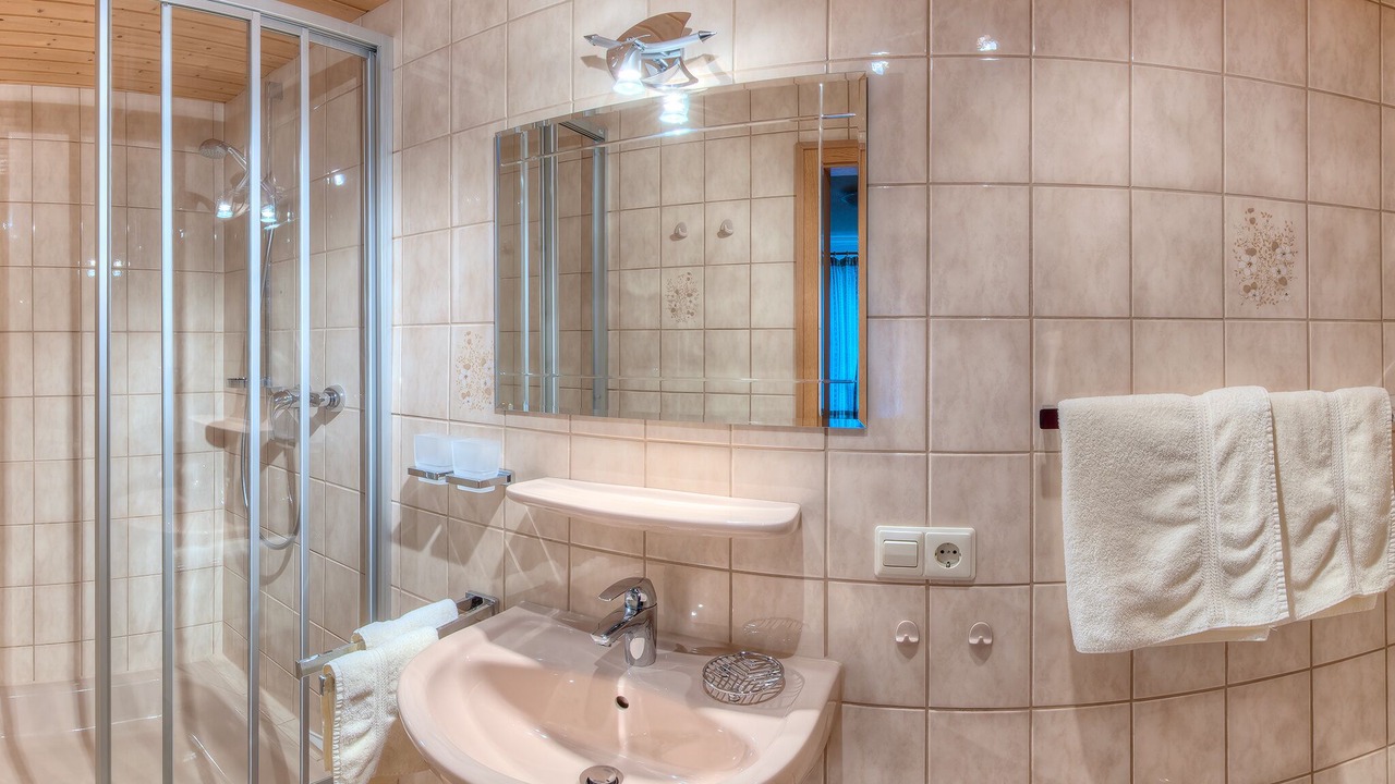 Photo of Bathroom in Kreuzfeld