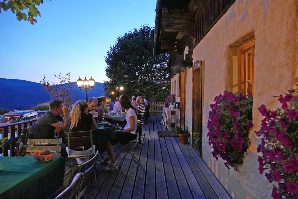 Photo of Outdoor in Lam