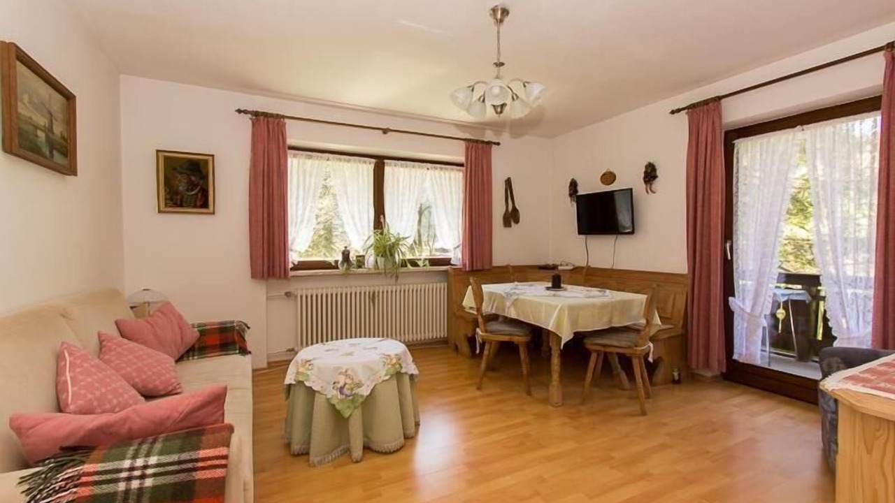 Photo of Livingroom in Weissbach an der Alpenstrasse