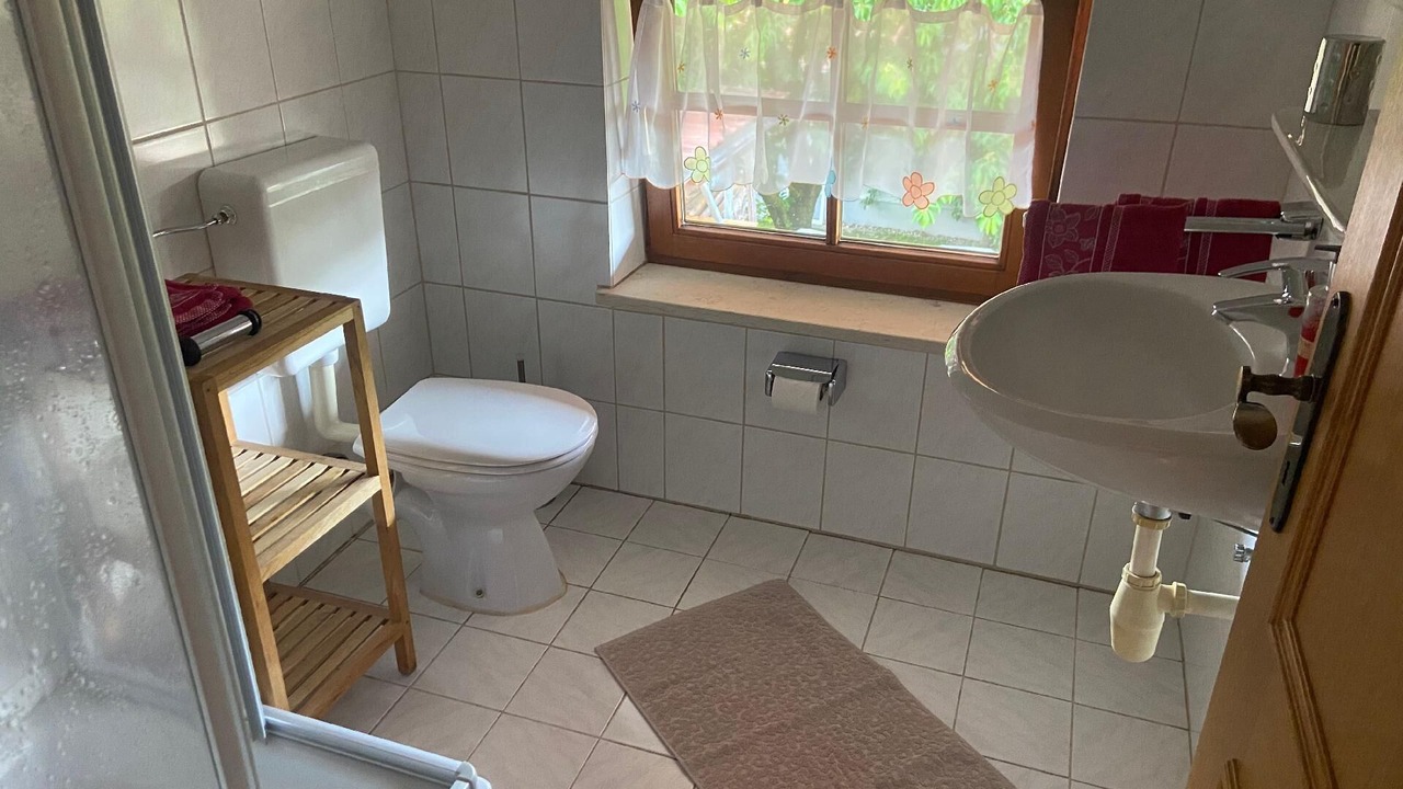 Photo of Bathroom in Bad Fuessing
