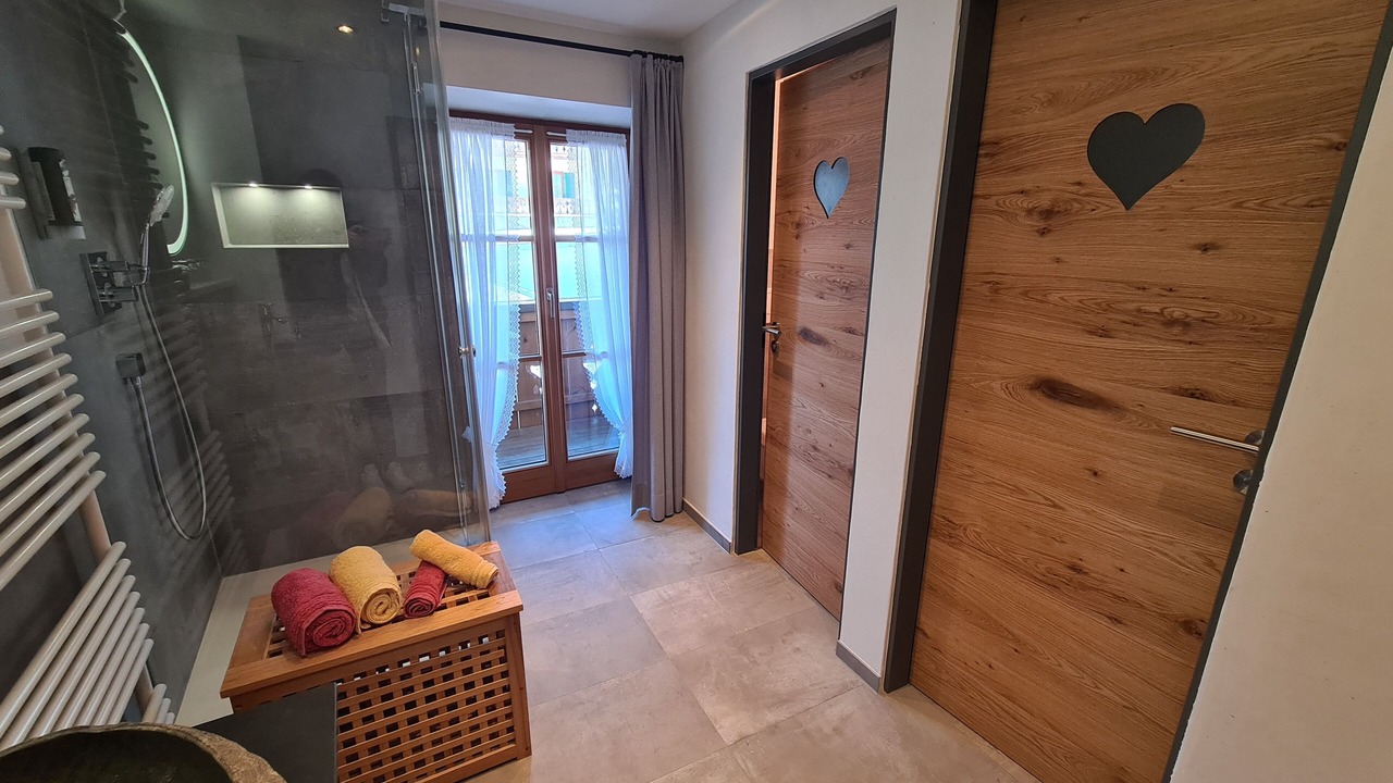 Photo of Bathroom in Untergrainau