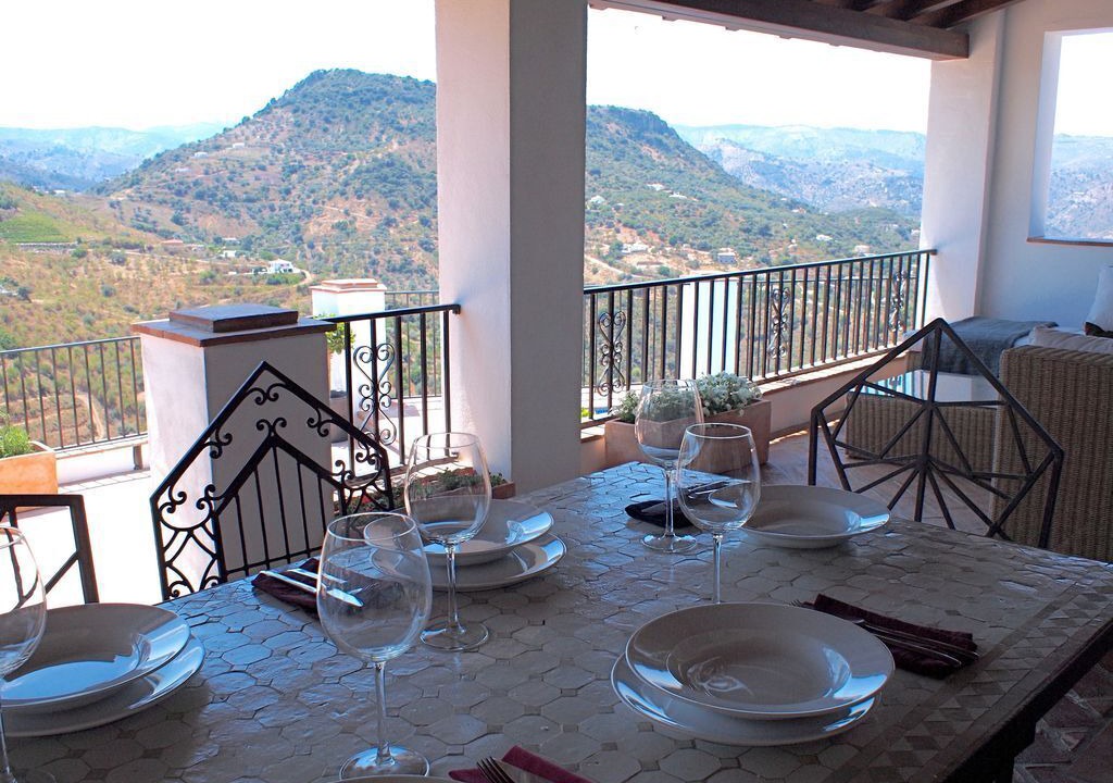 Photo of Others in Comares