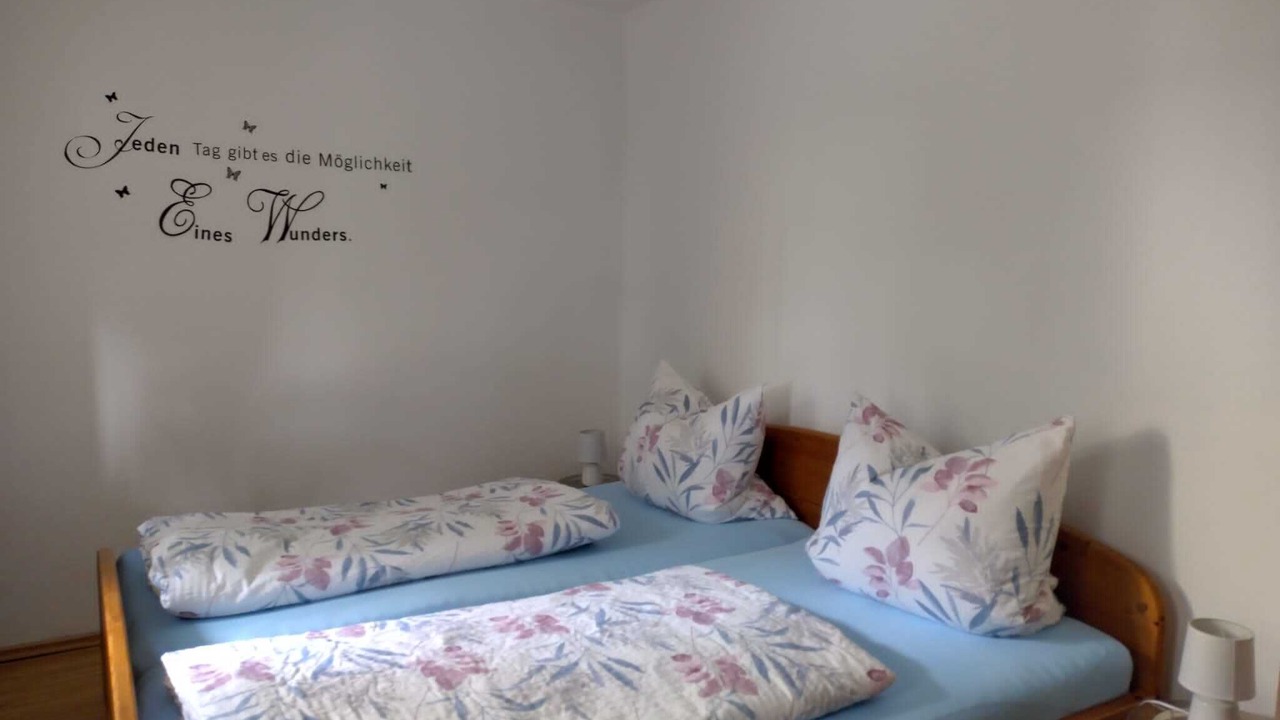 Photo of Bedroom in Bernstein
