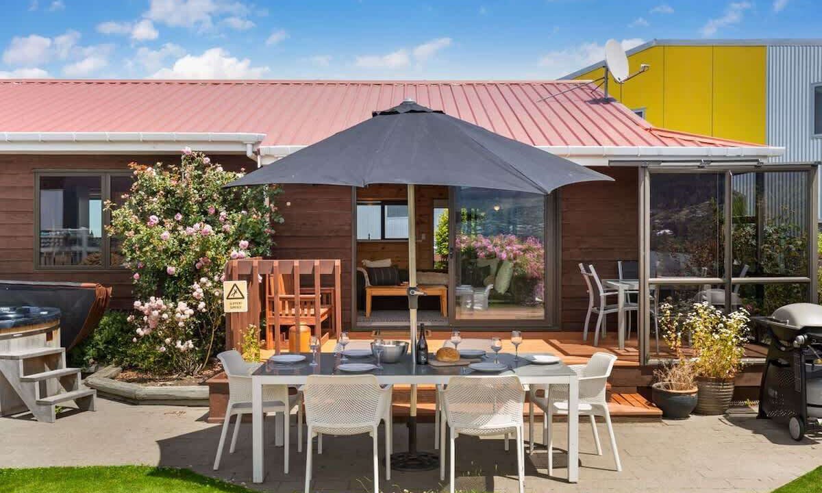 Photo of Outdoor in Kelvin Heights