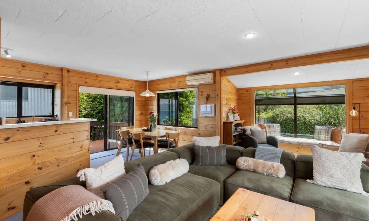Photo of Livingroom in Kelvin Heights