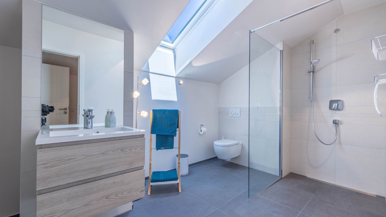 Photo of Bathroom in Taching a.See