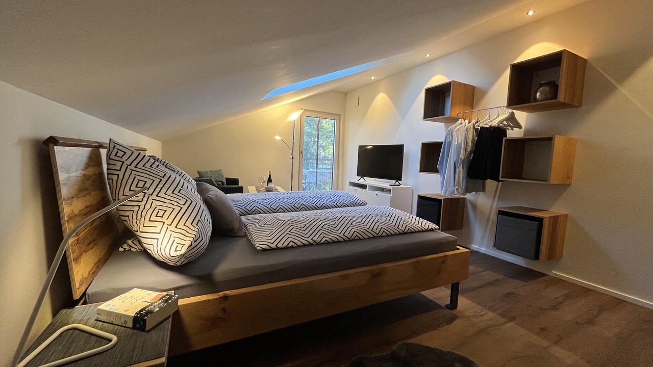 Photo of Bedroom in Taching a.See