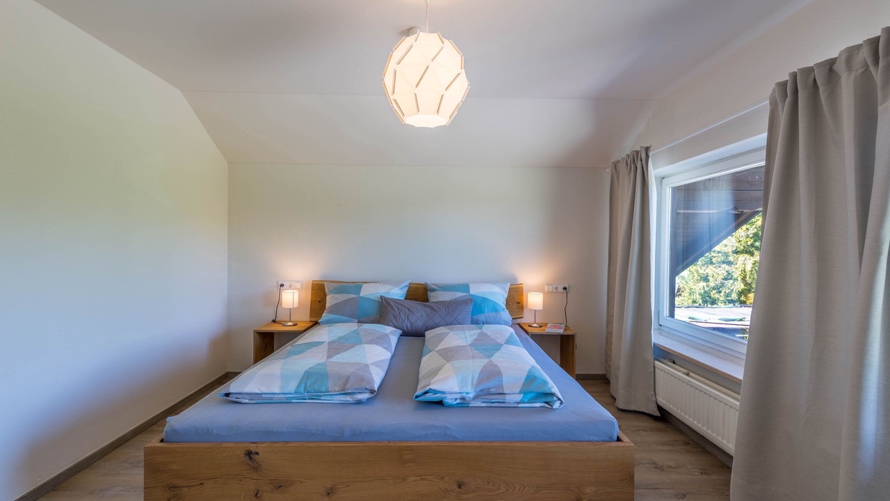 Photo of Bedroom in Taching a.See