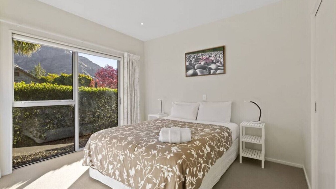 Photo of Bedroom in Arthur's Point