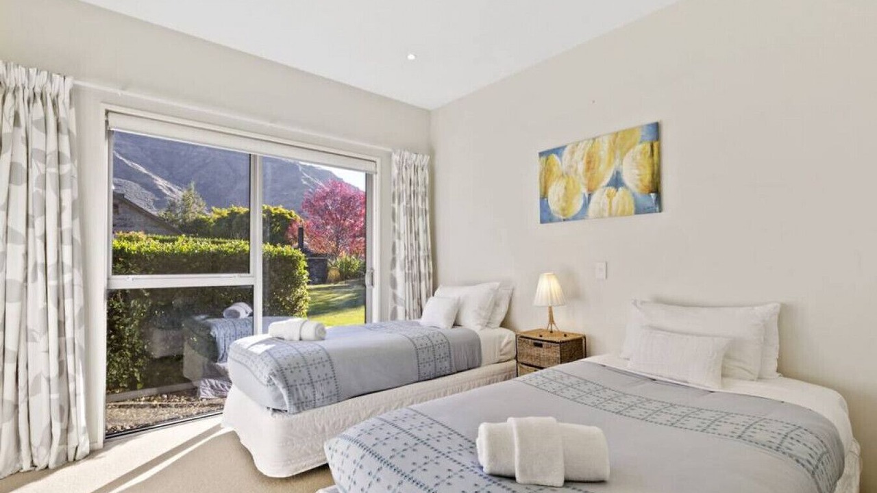 Photo of Bedroom in Arthur's Point