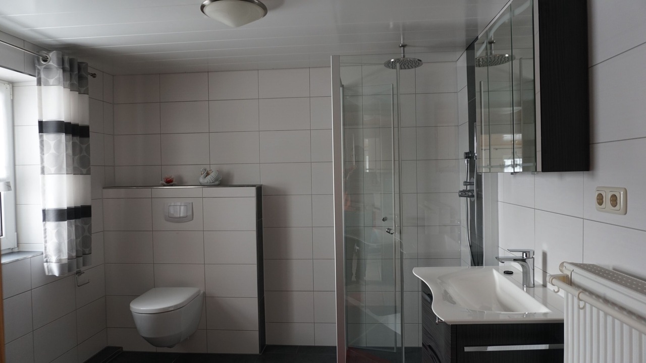 Photo of Bathroom in Lalling