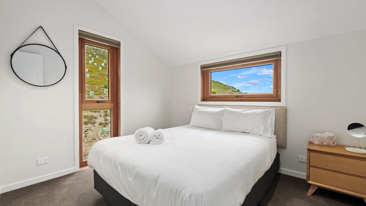 Photo of Bedroom in Lake Hayes