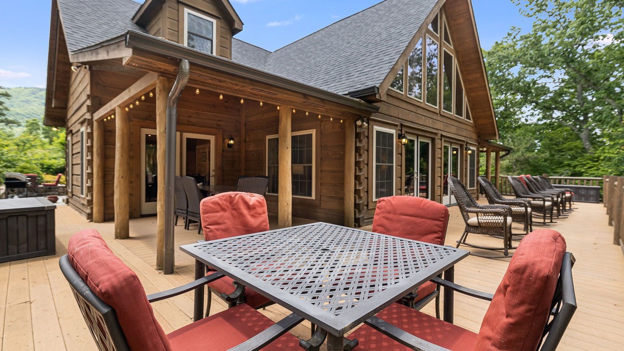 Photo of Outdoor in Black Mountain