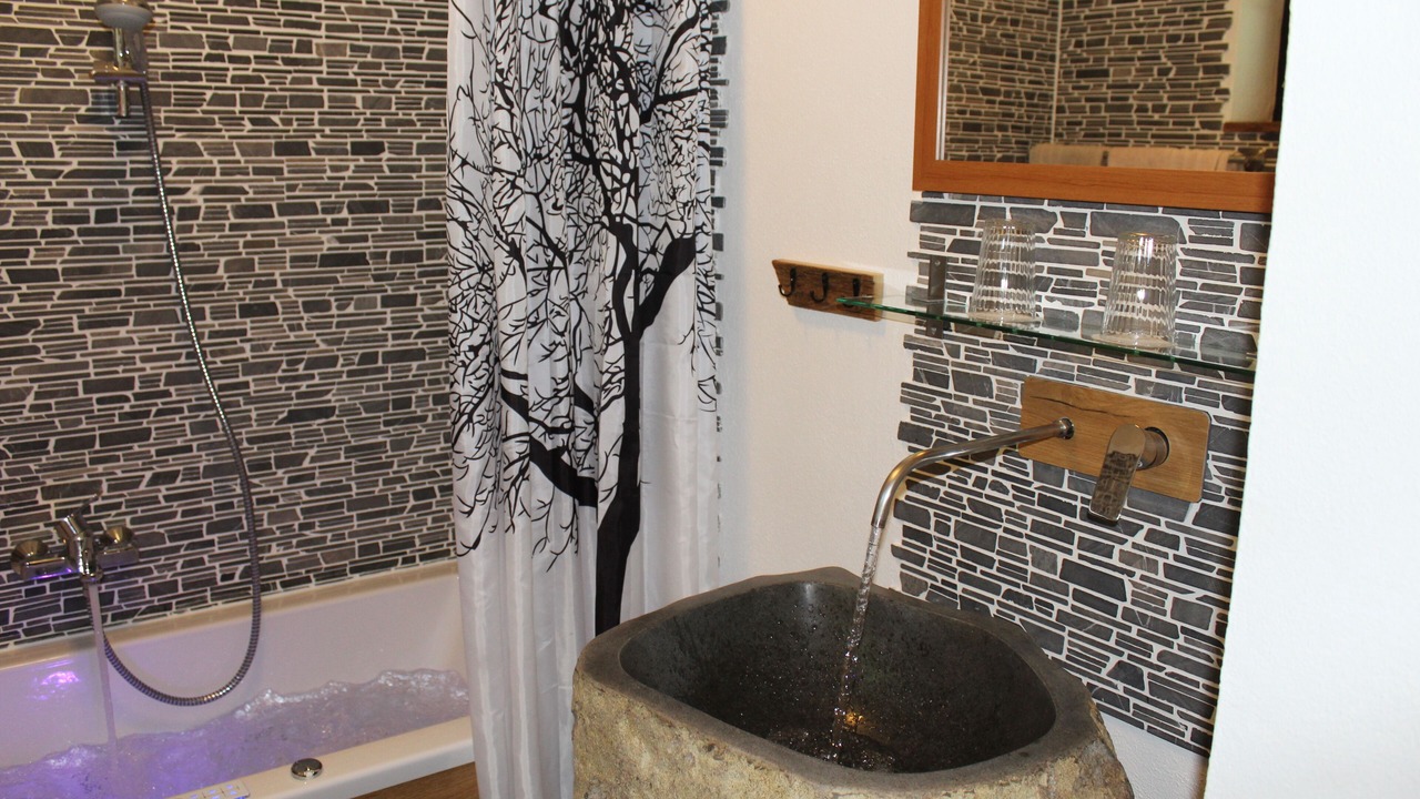 Photo of Bathroom in Steinberg