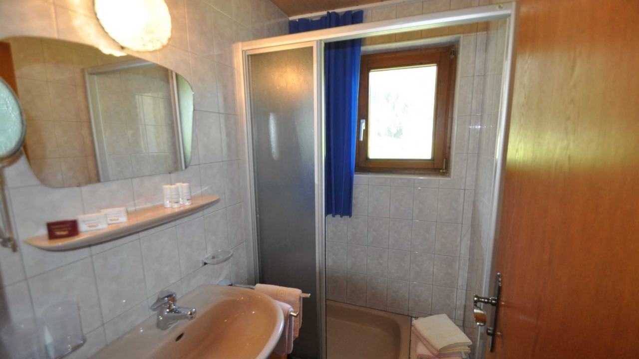 Photo of Bathroom in Sautens