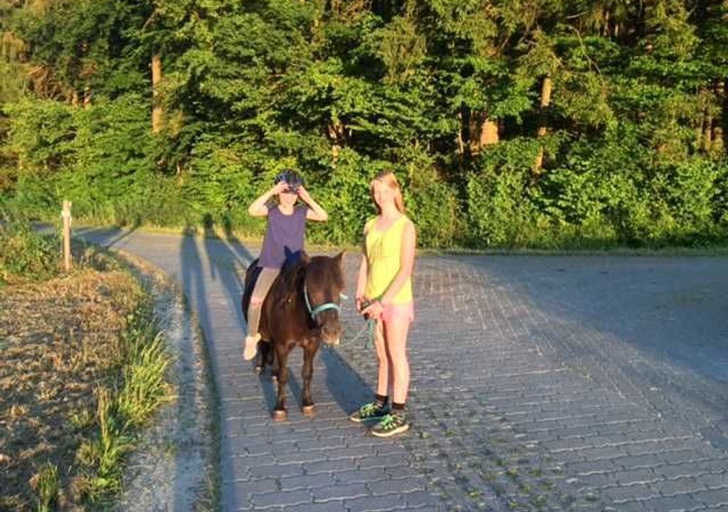 Photo of Others in Groenohe