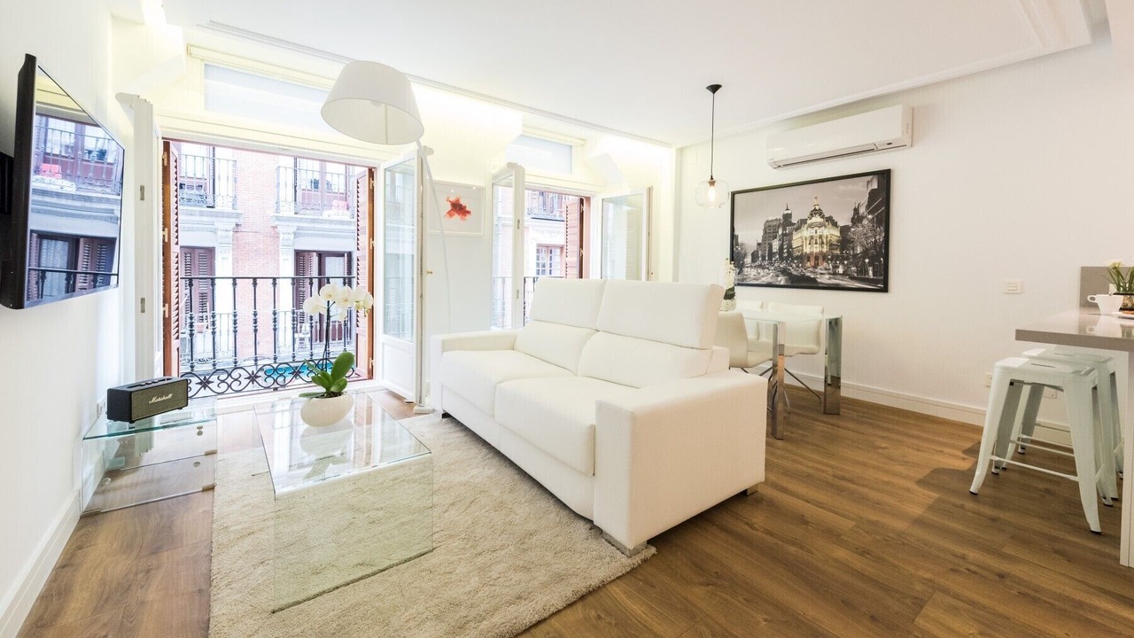 Photo of Livingroom in Literary Quarter