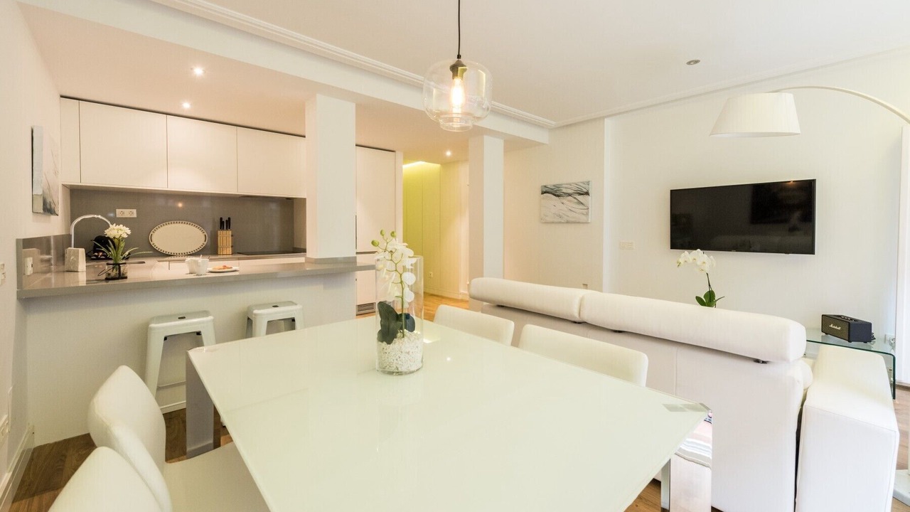 Photo of Livingroom in Literary Quarter