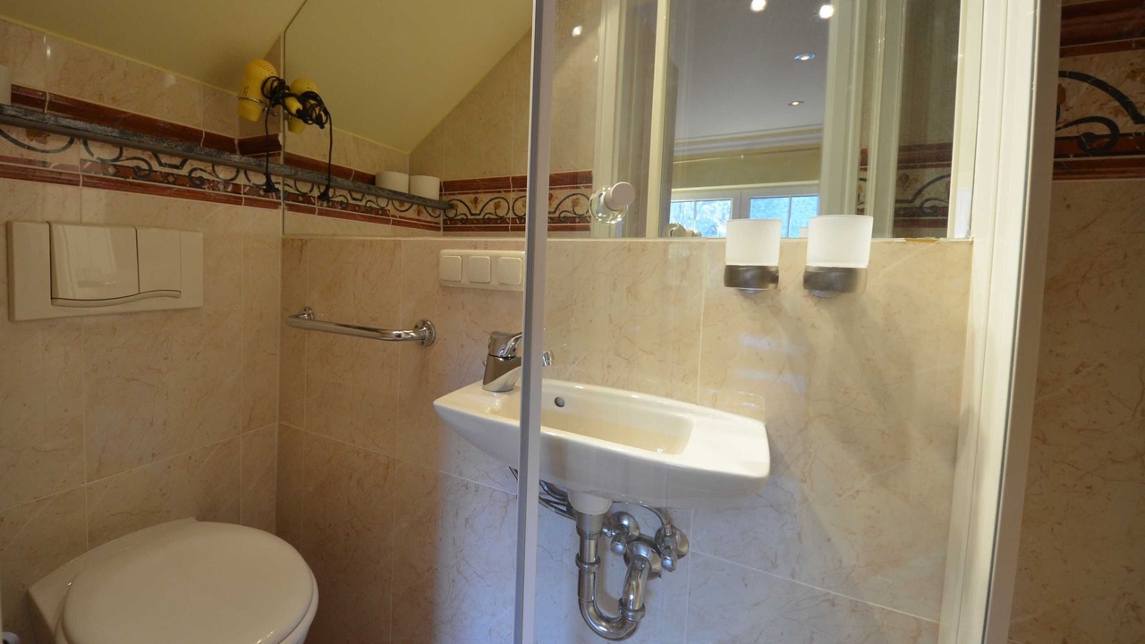 Photo of Bathroom in Gross Zicker
